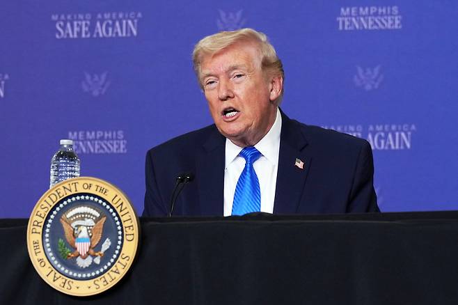 도널드 트럼프 미국 대통령이 23일 테네시주 멤피스의 한 행사에서 발언을 하고 있다. /AP 연합뉴스