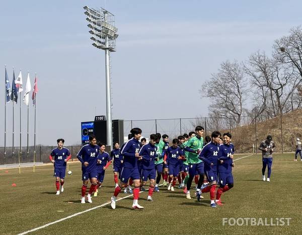 코리아풋볼파크에서 소집 훈련 중인 U23 대표팀. 김진혁 기자
