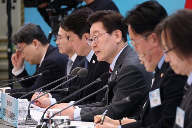 이재명 대통령이 20일 청와대 영빈관에서 열린 '중소기업인과의 대화' 행사에서 발언하고 있다. 왕태석 선임기자