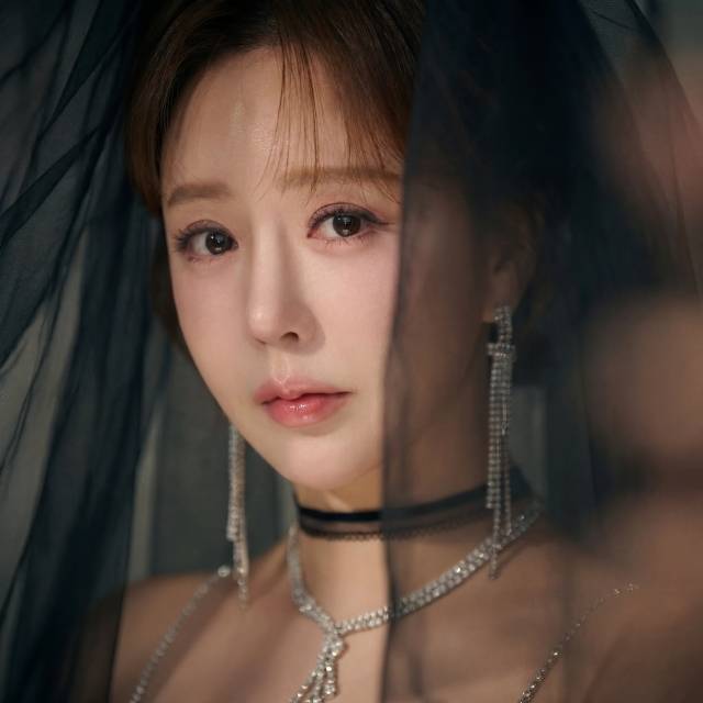 ‘가수’ 금잔디에서 ‘학자’ 금잔디로. 사진=올라엔터테인먼트