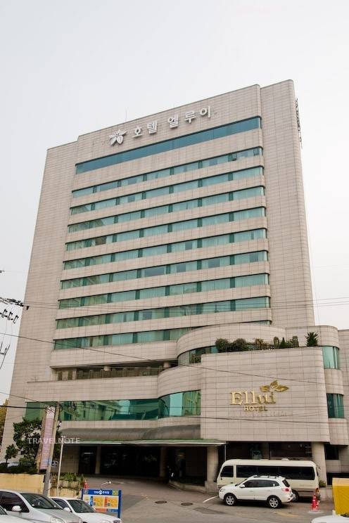 PH129가 지어지기 전 같은 장소에 있었던 엘루이 호텔. [트래블노트 홈페이지]