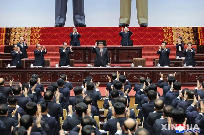 [평양=신화/뉴시스] 조선중앙통신(KCNA)이 23일 제공한 사진에 김정은 북한 국무위원장이 지난 22일 평양에서 열린 최고인민회의 제15기 제1차 회의에서 국무위원장으로 재추대되고 있다. 2026.03.24.