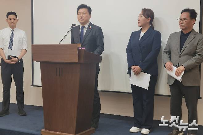 민주당 신용한 충청북도지사 예비후보. 박현호 기자