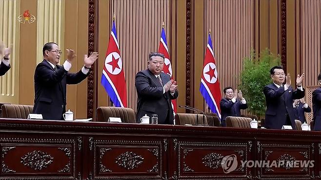 북한, 최고인민회의 제15기 1차 회의 개최 (서울=연합뉴스) 북한은 지난 22일 평양에서 최고인민회의 제15기 제1차 회의를 열고 김정은을 국무위원장으로 재추대하고 조용원을 최고인민회의 의장으로 선출했다고 조선중앙TV가 23일 보도했다. [조선중앙TV 화면] 2026.3.23 
    [국내에서만 사용가능. 재배포 금지. For Use Only in the Republic of Korea. No Redistribution] nkphoto@yna.co.kr