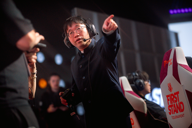 징동 '타베' 웡박칸 감독(사진=라이엇 게임즈)