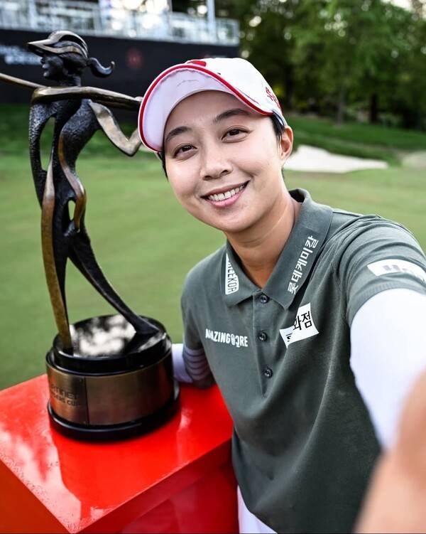 23일(한국시간) 미국 캘리포니아주 멘로파크 샤론하이츠 골프 앤드 컨트리클럽에서 열린 LPGA 투어 포티넷 파운더스컵 최종 라운드에서 김효주는 최종 합계 16언더파 272타를 기록, 넬리 코다를 1타 차로 제치고 우승했다. /사진=페이스북 캡처