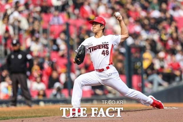 지난 시즌 8위로 추락한 KIA 타이거즈는 이의리의 정상적인 복귀에 팀 사활을 걸고 있다. /KIA 타이거즈