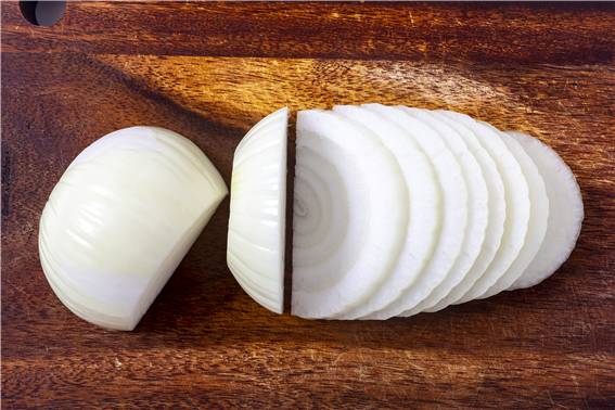 양파가 혈당과 콜레스테롤 관리에 도움이 될 수 있다는 전문의 설명이 나왔다./사진=유튜브 ‘내과전문의 닥터케이 Dr.K’