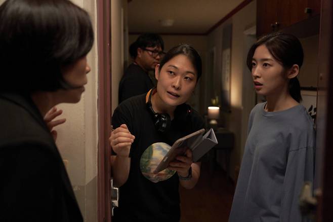 영화 ‘매드 댄스 오피스’ 조현진 감독 스틸. 엔케이컨텐츠 제공