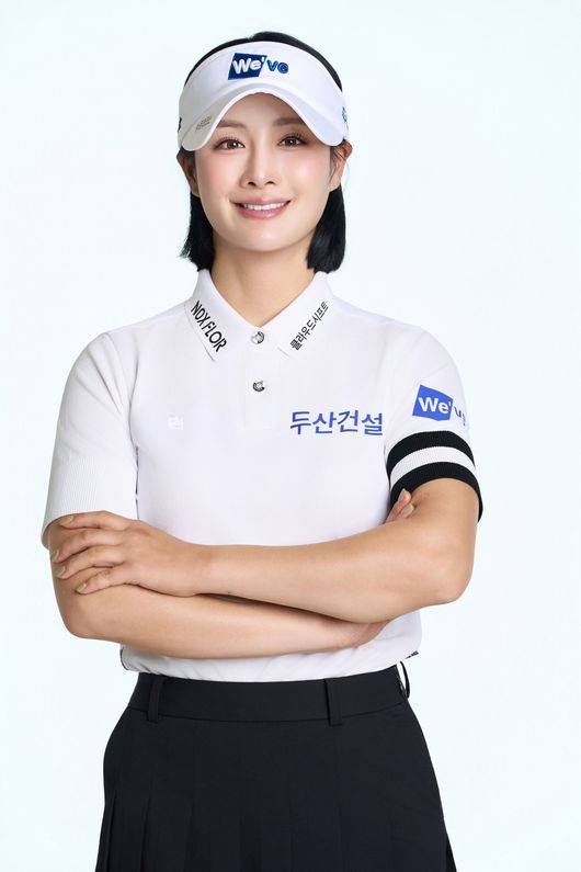 프레인스포츠 소속 박결(두산건설)과 박보겸(삼천리)이 올해 IT 전문 기업 클라우드시프트와 서브 후원 계약을 체결했다. / 프레인스포츠