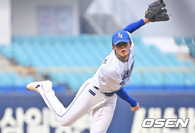 [OSEN=대구, 이석우 기자] 24일 대구삼성라이온즈파크에서 2026 신한 SOL KBO 리그 시범경기 삼성 라이온즈와 KIA 타이거즈의 경기가 열렸다. 홈팀 삼성은 오러클린이, 방문팀 KIA는 아담 올러가 선발 출전했다. 삼성 라이온즈 미야지가 역투하고 있다. 2026.03.24 / foto0307@osen.co.kr