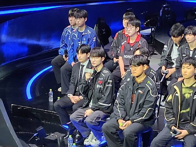 T1 '페이커' 이상혁이 26일 서울 종로구 치지직 롤파크 LCK 아레나에서 열린 정규 시즌 개막 미디어데이에서 발언하고 있다. IS포토