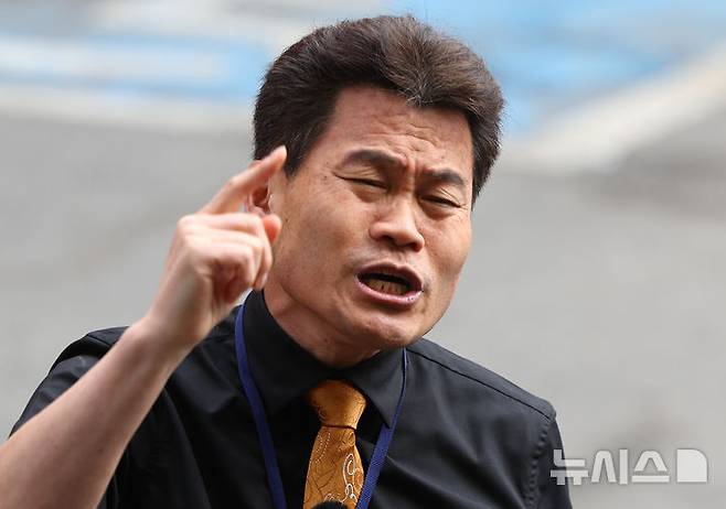 [서울=뉴시스] 황준선 기자 = 한국사 강사 출신 유튜버 전한길 씨. 2026.02.27. hwang@newsis.com
