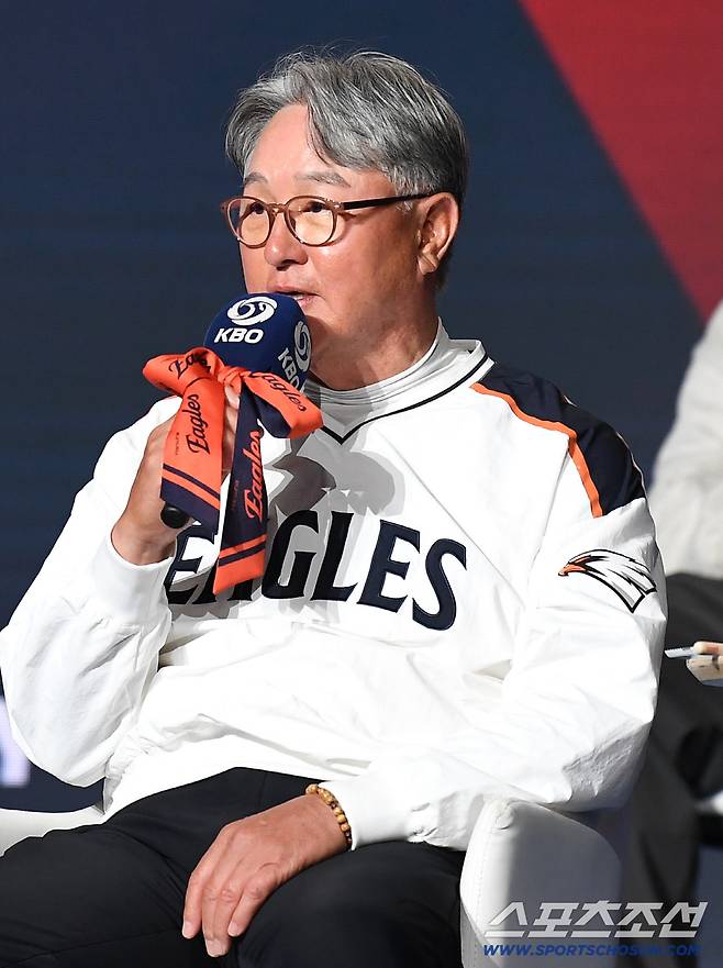 26일 롯데호텔월드에서 열린 KBO리그 미디어데이&팬페스트. 올 시즌 목표를 밝히고 있는 한화 김경문 감독. 잠실=송정헌 기자songs@sportschosun.com/2026.03.26/