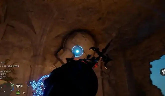 ▲ 기둥 동력핵은 옆건물에 서 탈취