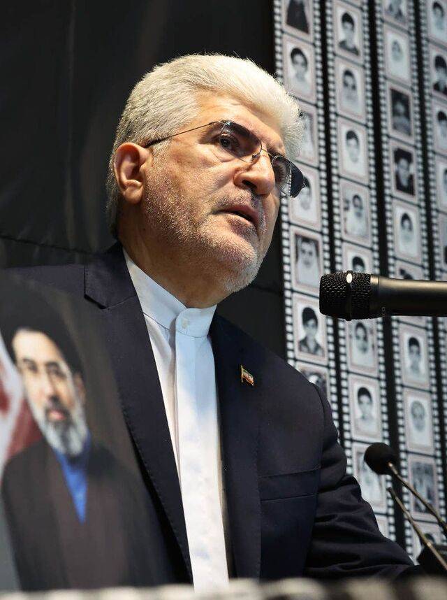 사이드 쿠제치 주한 이란대사가 26일 서울 용산구 주한 이란대사관에서 긴급기자회견을 열고 호르무즈 해협 통제와 관련한 자국 입장을 설명하고 있다. 뉴시스