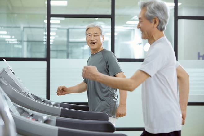 건강 노화를 위한 신체활동 지침이 주목된다. 사진은 기사 내용과는 무관함. /사진=클립아트코리아