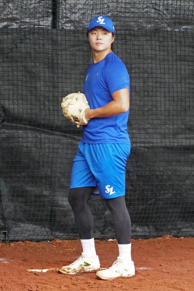 김무신이 불펜 피칭을 시작했다./삼성 라이온즈