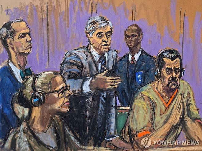 26일(현지시간) 미국 뉴욕 남부연방법원 출석한 니콜라스 마두로 베네수엘라 대통령(오른쪽)과 부인 실리아 플로레스(왼쪽) [로이터 연합뉴스]