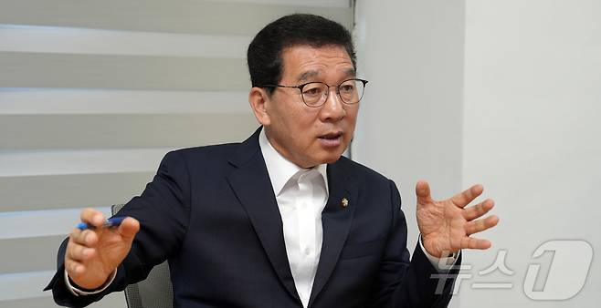 신정훈 더불어민주당 국회의원(나주·화순)이 27일 나주지역사무소에서 뉴스1과 인터뷰를 갖고 있다.(의원실 제공, 재배포 및 DB 금지)2026.3.27 ⓒ 뉴스1