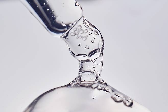 미국 건강전문지 '헬스'의 피부 전문가들이 K-뷰티 열풍의 주역으로 여러 유효성분들을 꼽았다./사진=클립아트코리아