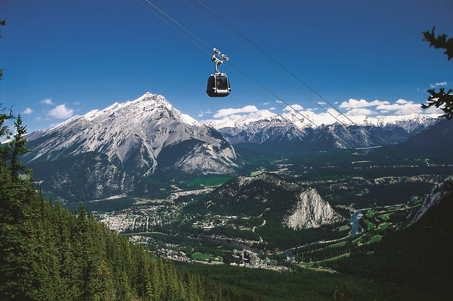 캐나디안 로키 밴프 설퍼산 곤돌라 / 사진= 알버타주관광청(Travel Alberta)