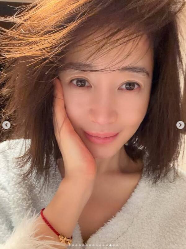 ▲ 김혜수의 방부제 미모 인증샷. 출처ㅣ김혜수 SNS