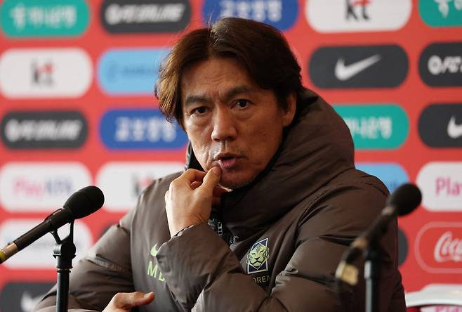 Soccer Football - International Friendly - South Korea v Ivory Coast - Stadium MK, Milton Keynes, Britain - March 28, 2026 South Korea coach Myung-Bo Hong during a press conference after the match Action Images via Reuters/Andrew Boyers

<저작권자(c) 연합뉴스, 무단 전재-재배포, AI 학습 및 활용 금지>