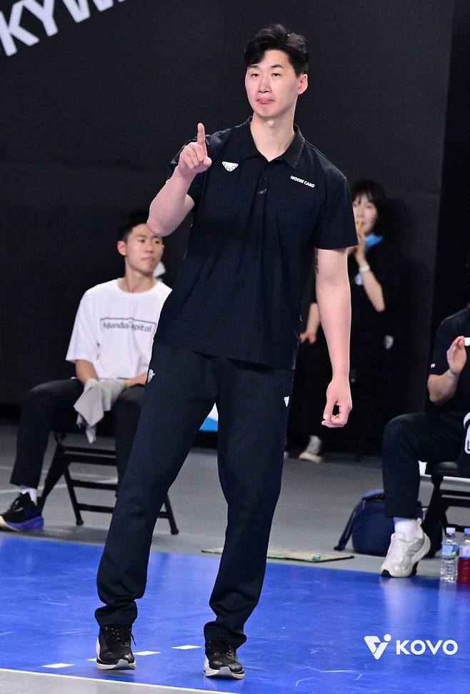 박철우 우리카드 감독대행. KOVO 제공