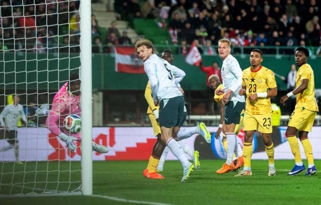 190cm 장신 포슈의 머리 역시 대한민국이 경계해야 할 부분이다. 사진=AFP=연합뉴스