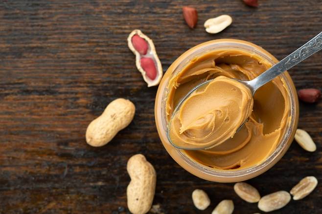 땅콩버터는 불포화지방산이 풍부해 지방 보충에 활용된다. 사진=게티이미지뱅크