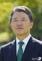 남성현 국민대 석좌교수(전 산림청장)