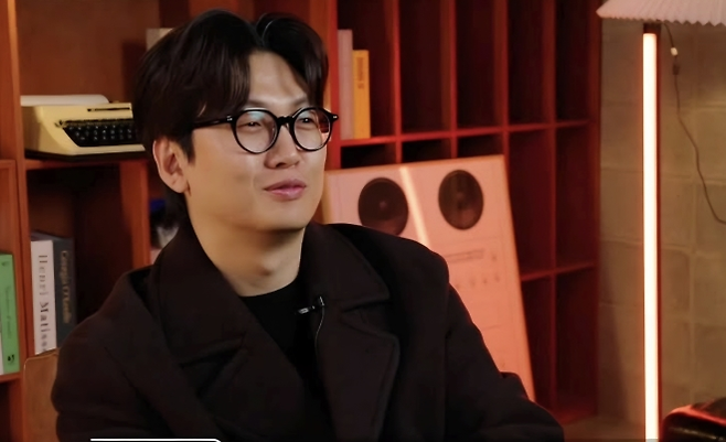 황석희. 사진| 유튜브 채널