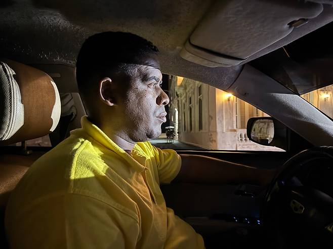 택시 기사 루이스씨는 "곧 정부가 비축한 휘발유가 모두 바닥날텐데 걱정"이라고 말했다. /박국희 특파원