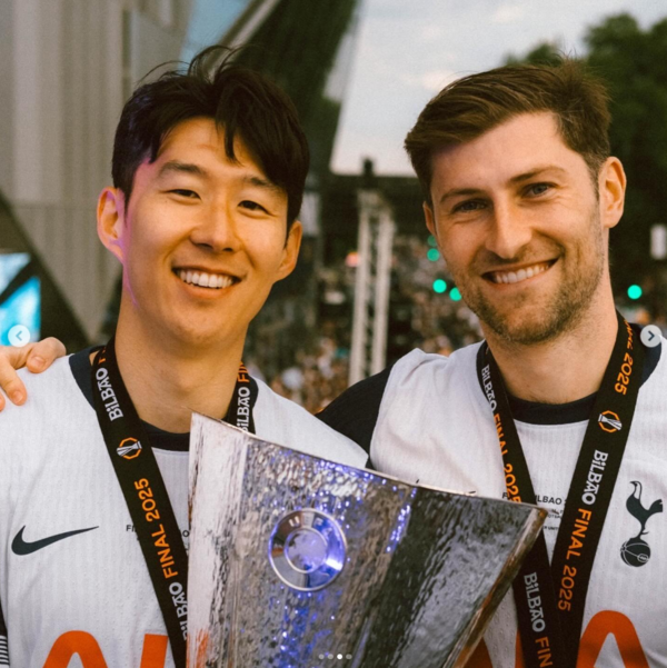 사진=데이비스 SNS