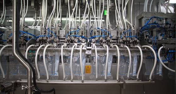 JW생명과학의 당진생산단지 내 수액 제조 공정 모습. 사진 JW생명과학