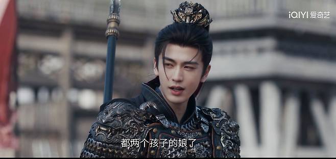 중국 인기드라마 '추옥'의 주인공 무안후로 분장한 장링허. 사진 아이치이 캡처