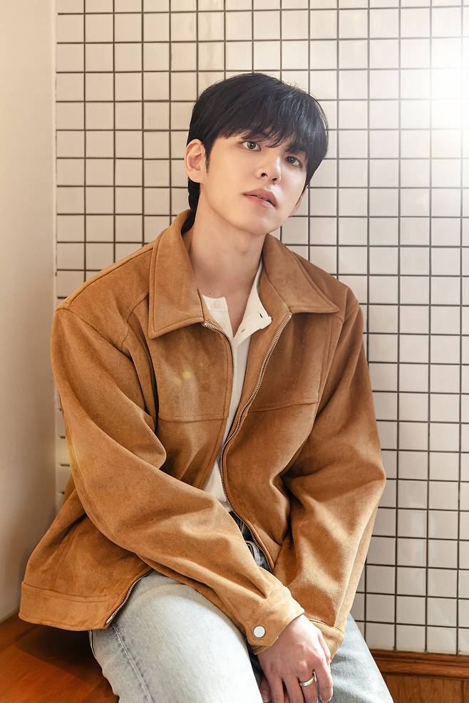 미니1집 <언필터드(Unpiltered)>으로 돌아온 데이식스 원필. JYP엔터테인먼트 제공