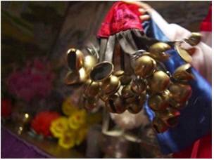 박찬경 작 ‘만신: 만개의 영혼’ 영화 스틸컷. <박찬경 제공>