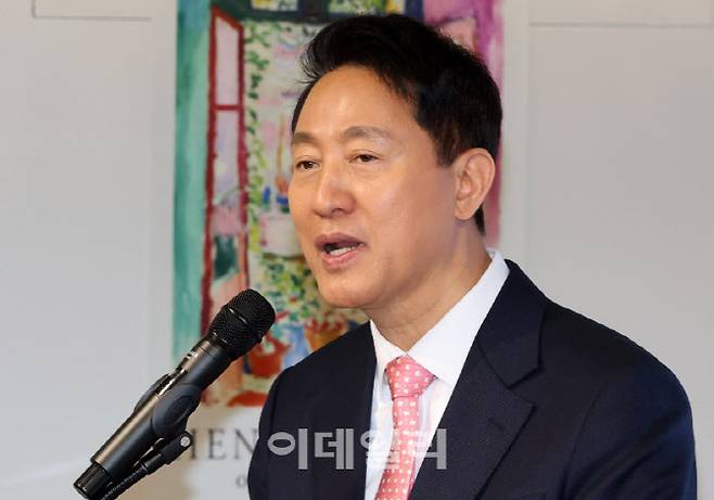 오세훈 서울시장이 지난 30일 서울 서초구 방배동 서초시니어플라자에서 열린 '어르신 활력충전 프로젝트 현장설명회'에서 인사말을 하고 있다. (사진=방인권 기자)