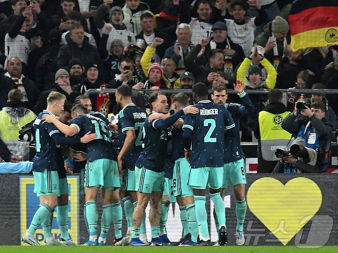 홈에서 가나를 상대로 승리한 독일 축구대표팀. ⓒ AFP=뉴스1