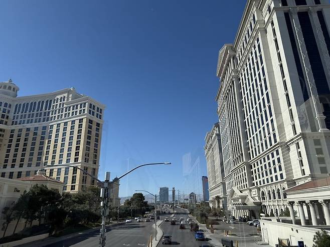 연결된 시저스 팰리스 호텔과 벨라지오 호텔 / 사진=권효정 여행+ 기자