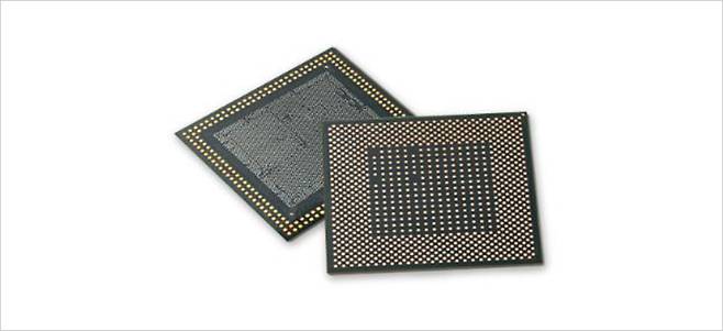 삼성전기 고성능 반도체 기판 ‘플립 칩 볼그리드 어레이(FC BGA)’. [삼성전기 제공]