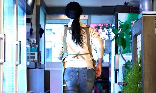 경기 부진과 고물가로 외식 소비가 위축되면서, 서울 지역 외식업체 수는 1년 새 2.8% 감소하는 등 영업 기반이 빠르게 무너지고 있다. 게티이미지뱅크