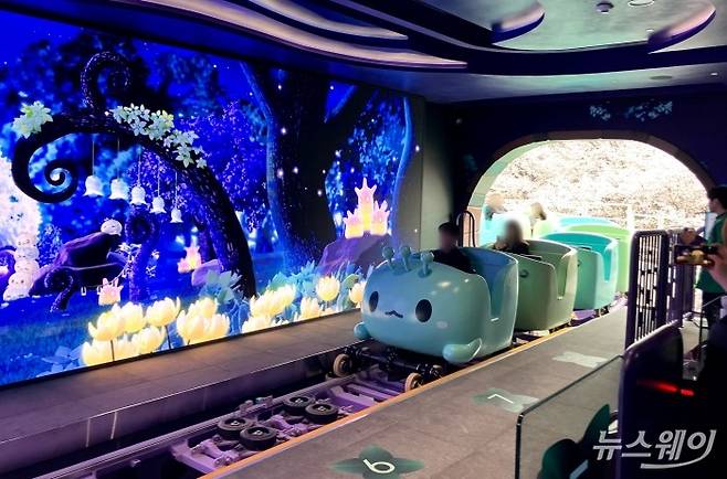 롯데월드 '메이플 아일랜드' 스톤 익스프레스. 사진=김세현 기자