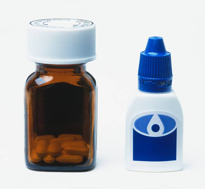 유통기한이 지난 약은 약효가 감소할 뿐 아니라, 성분이 변해 건강에 심각한 문제를 일으킬 수 있다./사진=클립아트코리아