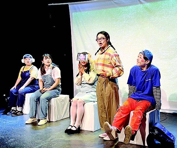 어린이 뮤지컬 ‘거짓말이 보여’의 공연 모습.   부산연극협회 제공