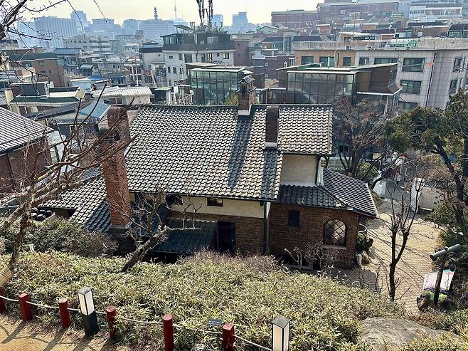 An aerial view of Park No-soo's house slash museum in Okin-dong on Feb. 13. [LEE JIAN]