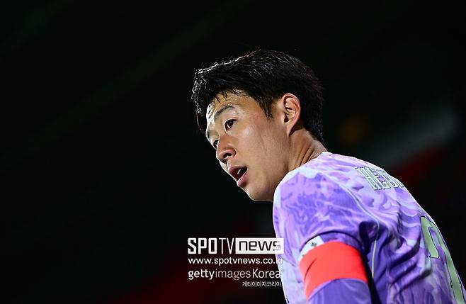 ▲ 스리백 전술의 집중력 붕괴와 반복된 결정력 부족으로 홍명보호가 오스트리아에도 패했다. 마지막 실전인 유럽 원정 2연패로 월드컵을 향한 준비가 미완성임을 보여줬다.