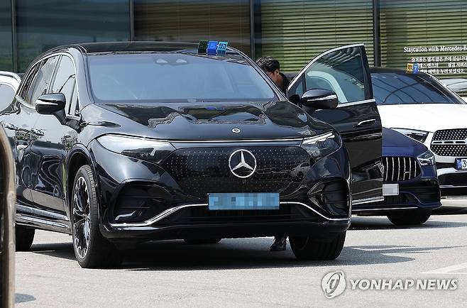 전기차 안전 점검 [연합뉴스 자료사진]